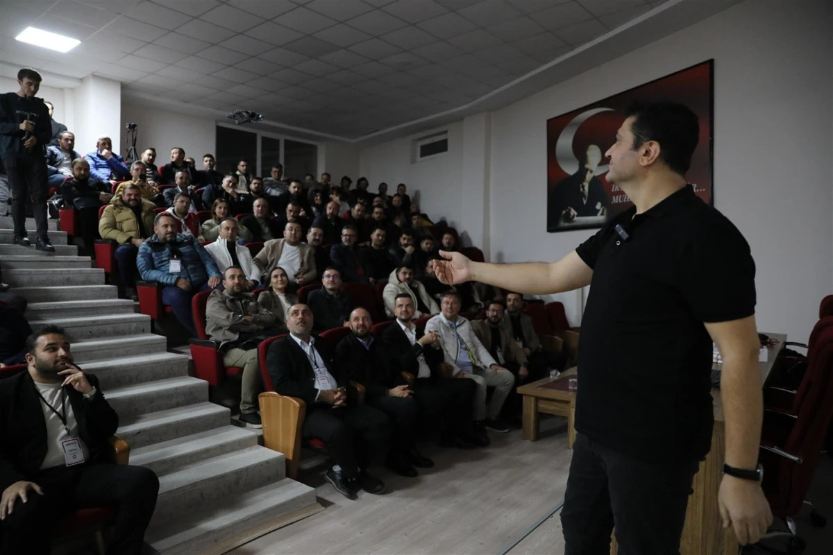 NESİAD’dan “İş Dünyasında Yapay Zekâ” Konferansı
