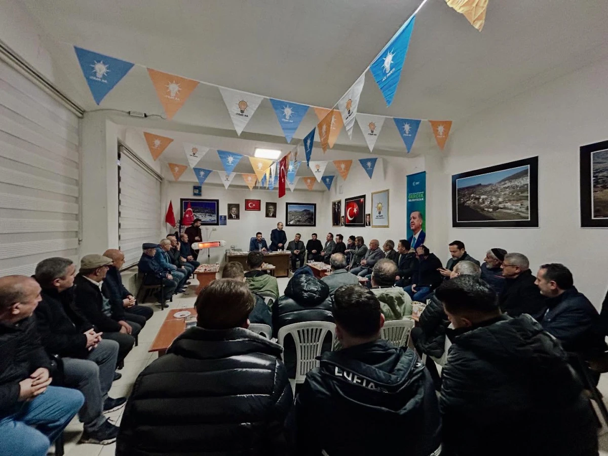AK Parti Nevşehir Teşkilatı G&ouml;re Beldesi&rsquo;nde İstişare Toplantısı Ger&ccedil;ekleştirdi