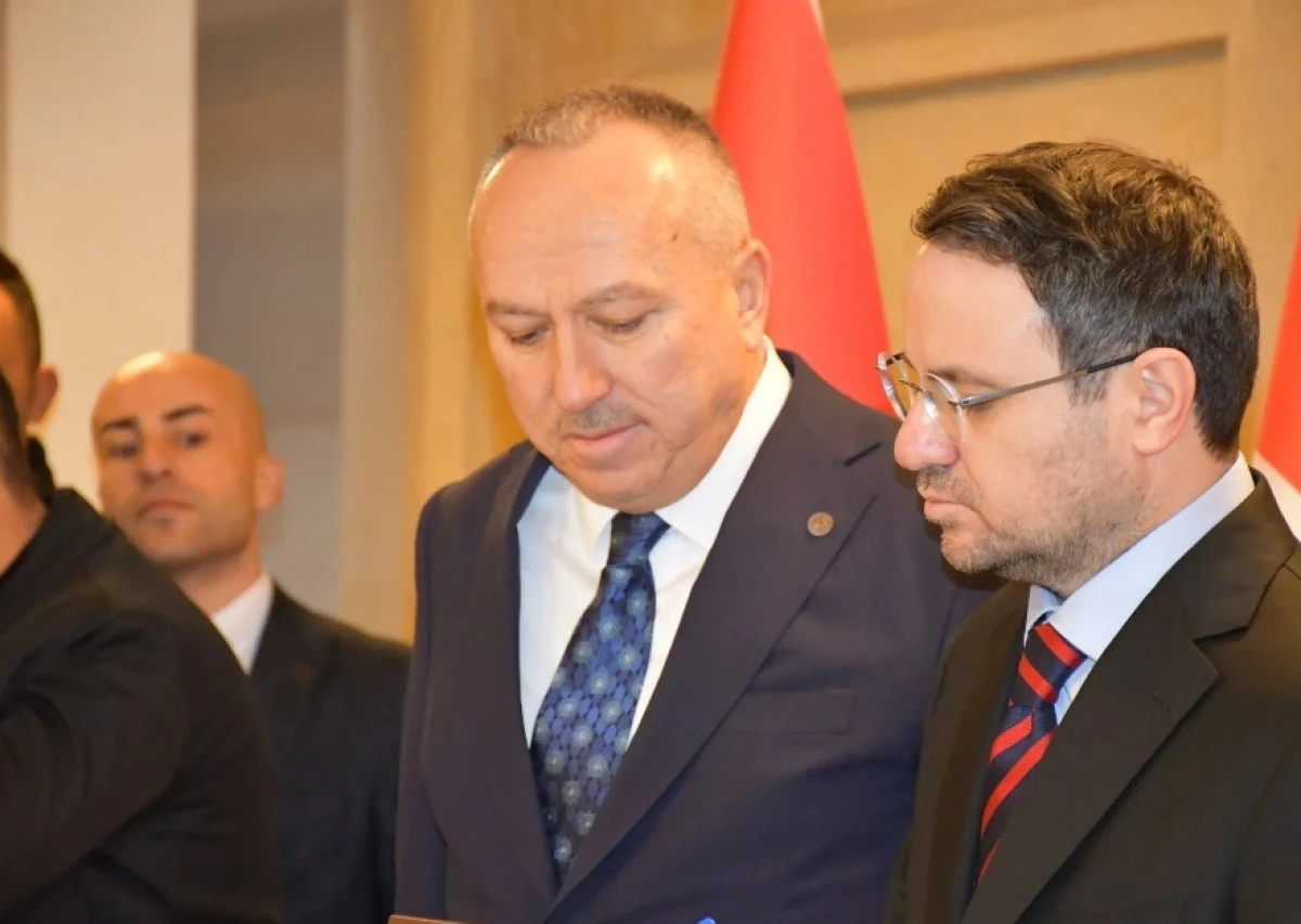 Bakan G&uuml;rlek&rsquo;ten Memleketinde Tarihi Ziyaret: &ldquo;Nevşehir, Kapadokya&rsquo;nın Kalbidir&rdquo;