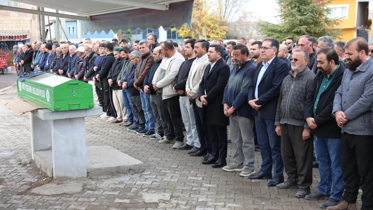 Başkan Rasim Arı&rsquo;dan Taziye Ziyareti