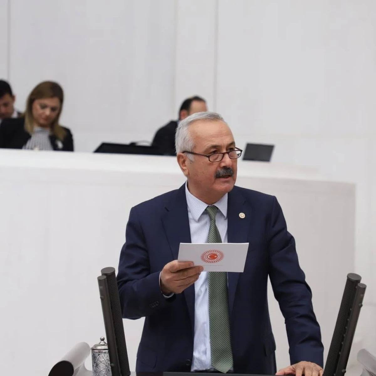 CHP 27.D&ouml;nem Milletvekili Sarıaslan, CHP&rsquo;den istifa etti