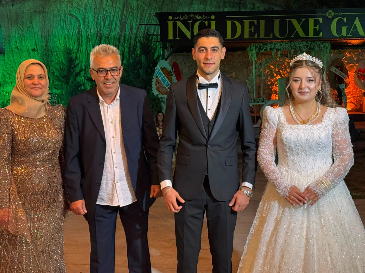 Furkan G&uuml;zel ve İlayda &Ouml;z D&uuml;nyaevine Girdi