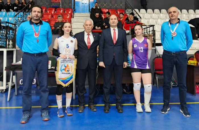 G&uuml;lşehir&rsquo;de Voleybol Ş&ouml;leni: B&ouml;lgesel Lig&rsquo;de Şampiyon Aksaray Yıldız Spor!
