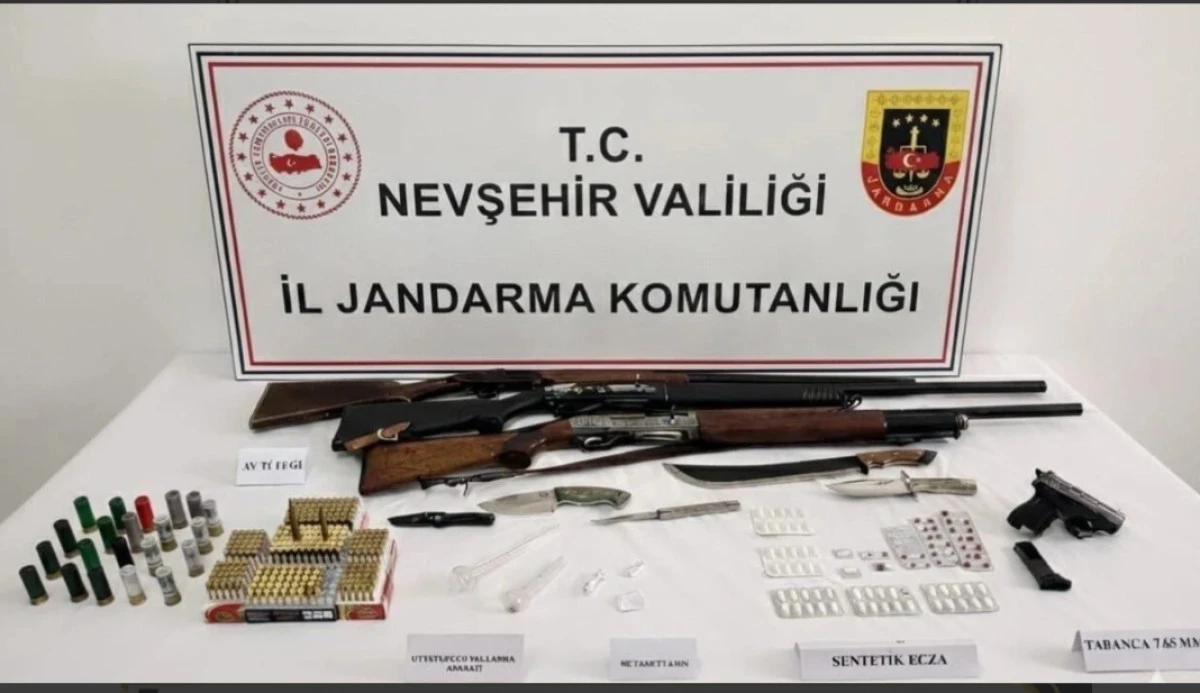 Jandarmadan Şafak Operasyonu: Zehir Tacirlerine B&uuml;y&uuml;k Darbe!