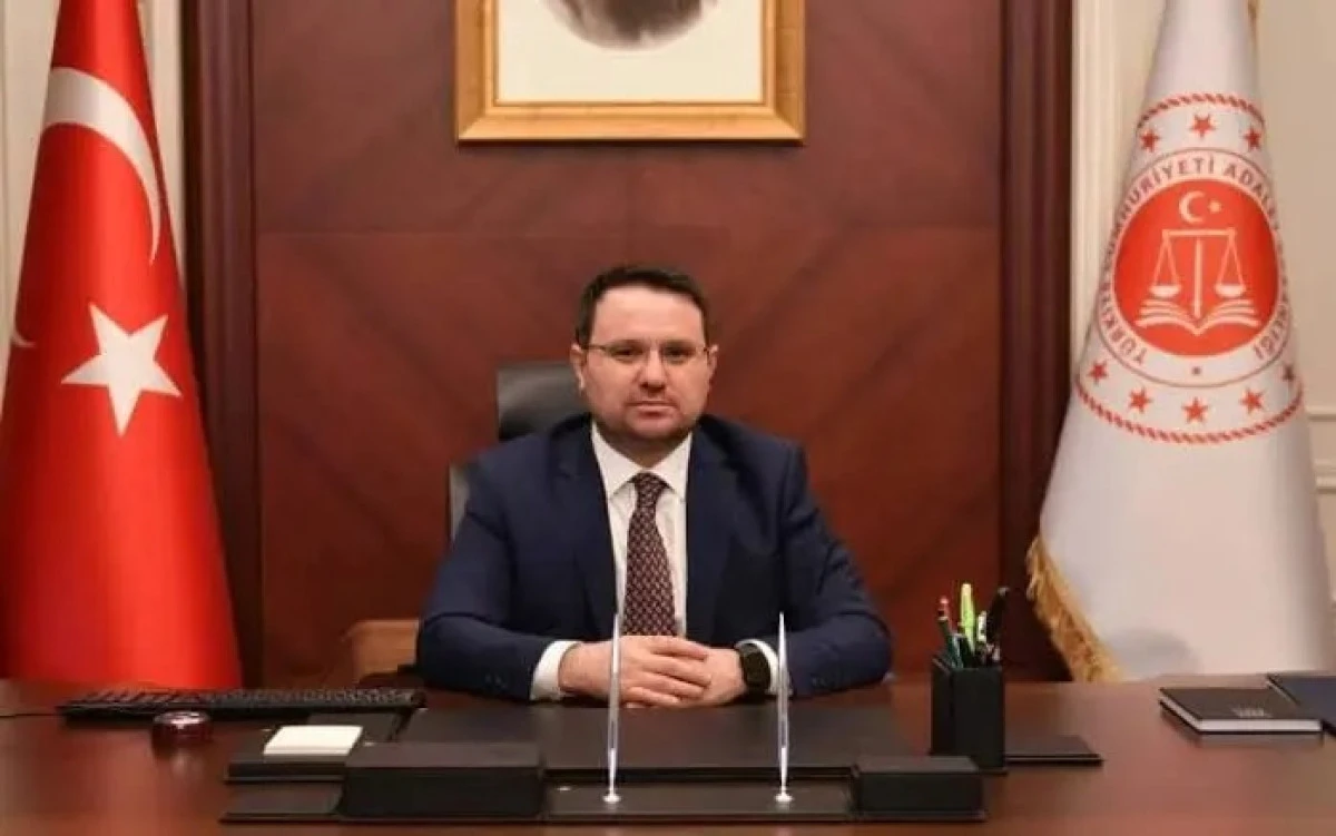 Kabinede Revizyon Adalet Bakanlığına Nevşehirli Akın G&uuml;rlek Atandı