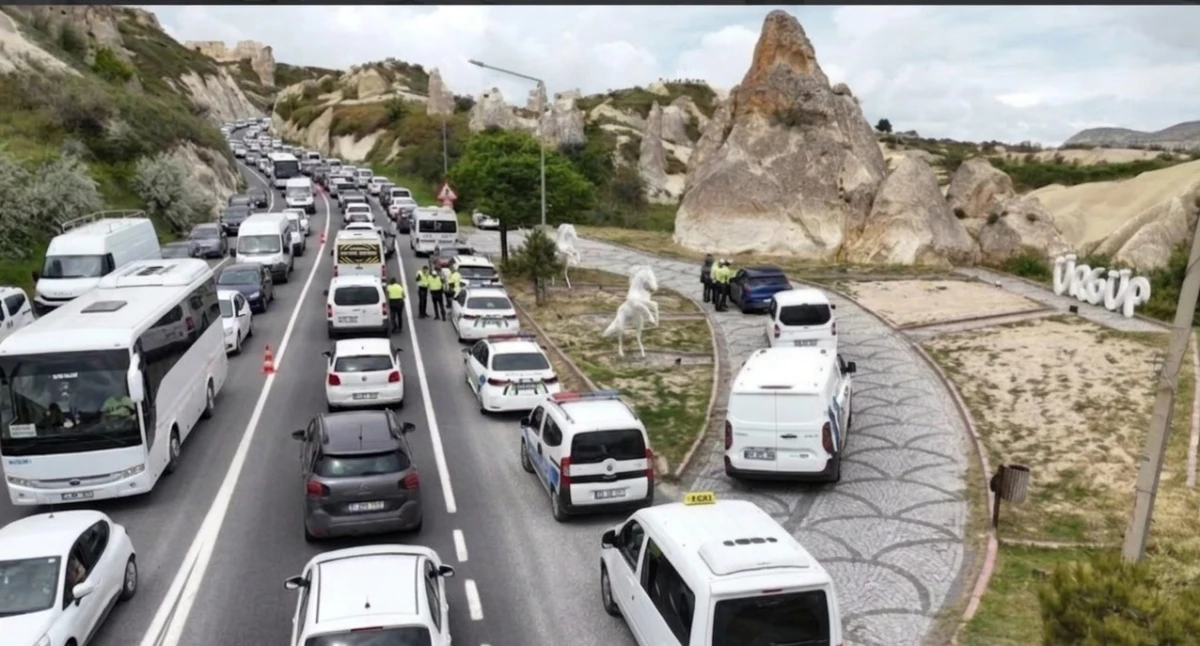 KAPADOKYA KAPADOKYA OLALI B&Ouml;YLE TRAFİK G&Ouml;RMEDİ!