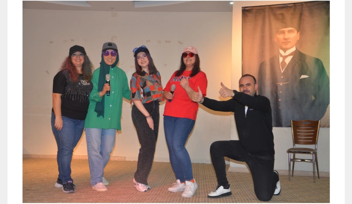 Kardelen&rsquo;de Ramazan &Ouml;ncesi B&uuml;y&uuml;k Coşku: &Ouml;ğrenciler ve &Ouml;ğretmenler Sahne Aldı