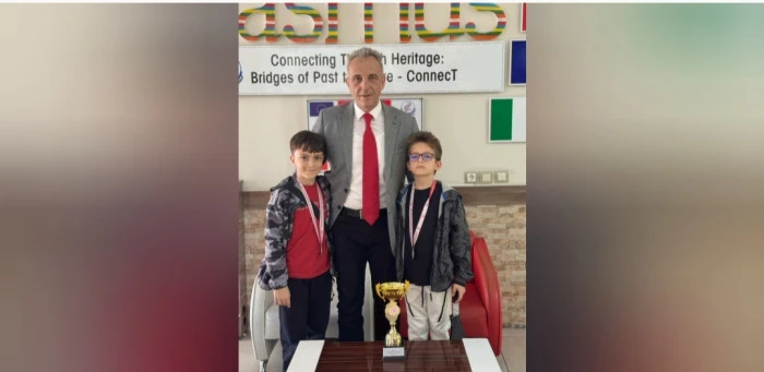 Kardelenli minikler teniste il ikincisi oldu