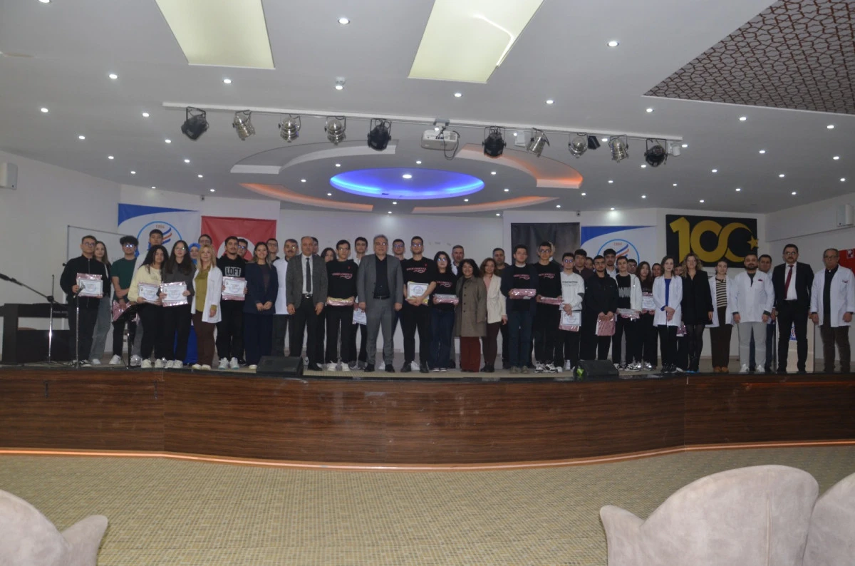 Kardelenli MS&Uuml; şampiyonları &ouml;d&uuml;llendirildi