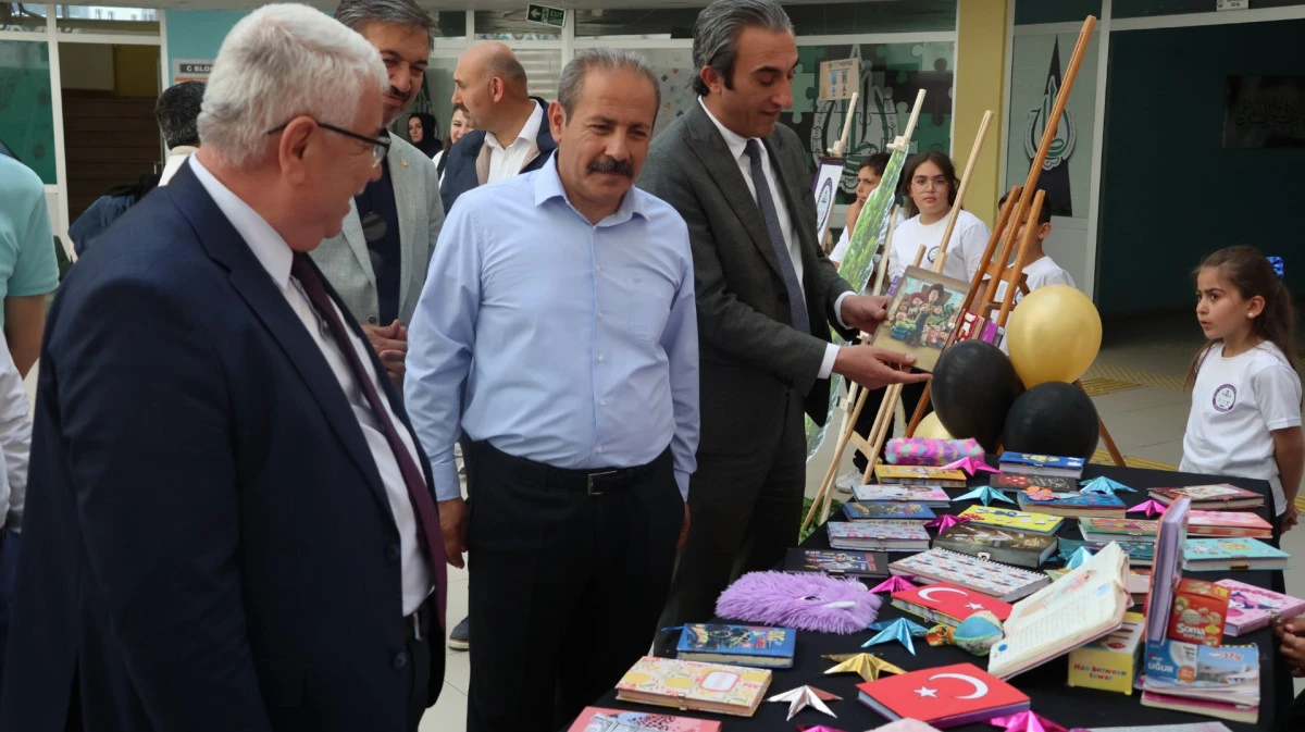 “Maarif 50” Projesi Sanat ve Hayatla Buluşuyor