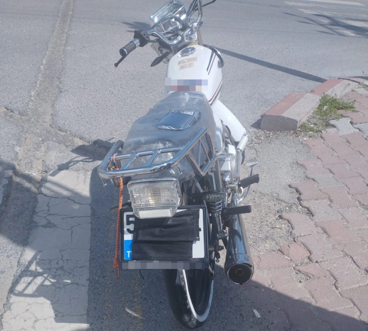 Maske ile Plaka Kapatana Ceza