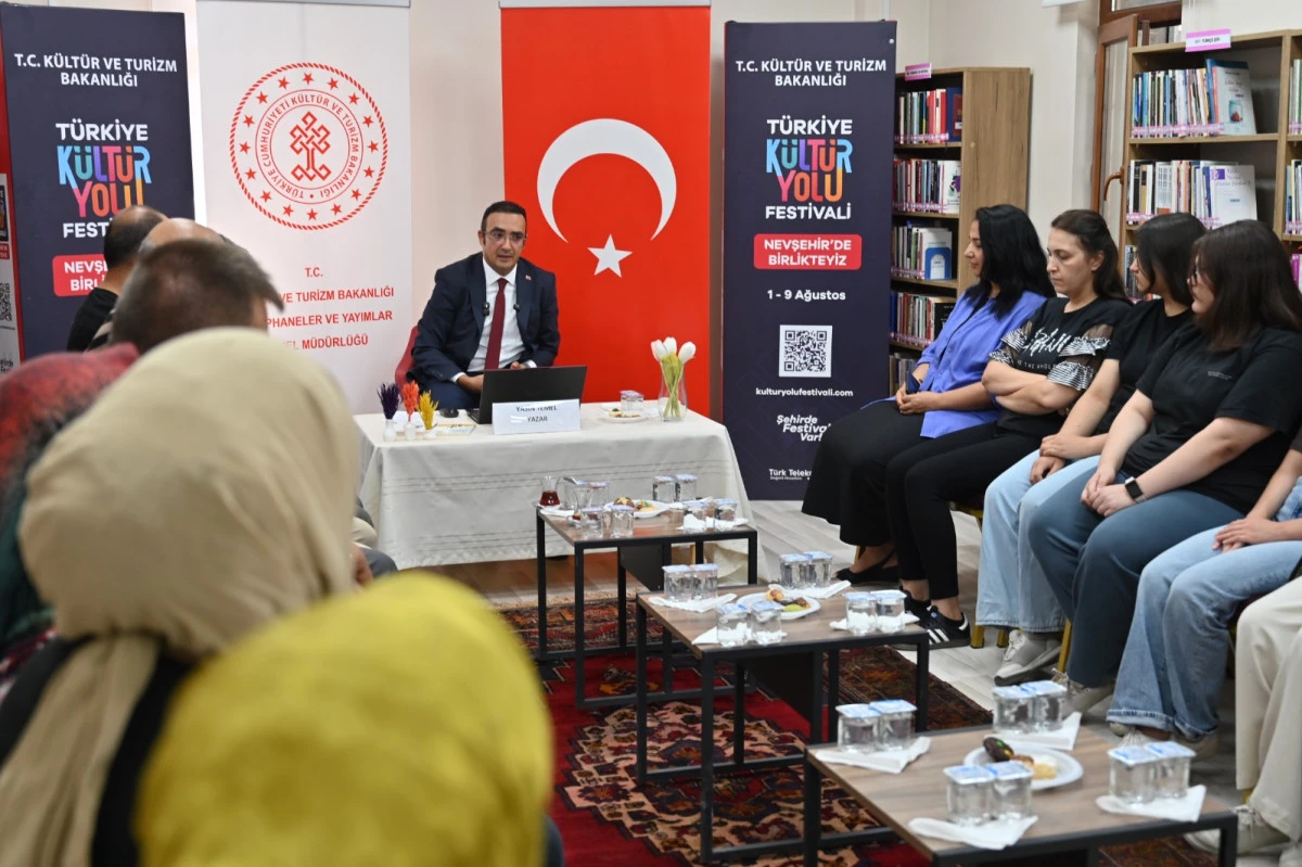 Nevşehir K&uuml;lt&uuml;r Yolu Festivali katılımcıların yoğun ilgisini g&ouml;r&uuml;yor