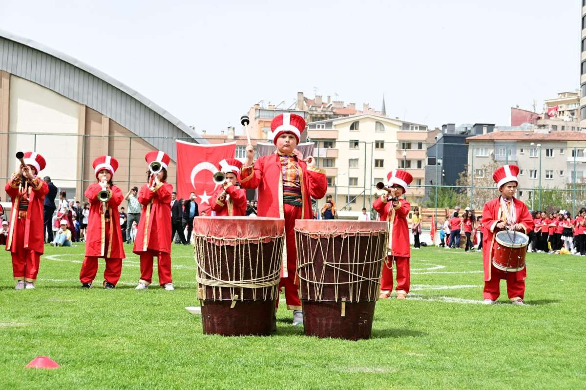 Nevşehir’de 23 Nisan Ulusal Egemenlik ve Çocuk Bayramı coşkuyla kutlandı