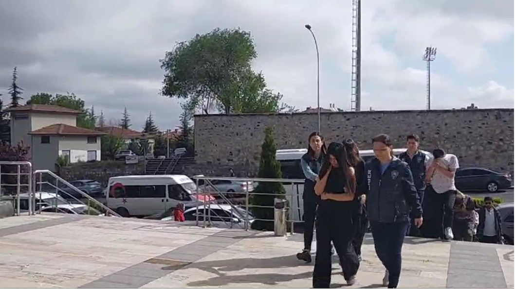 Nevşehir’de Dolandırıcılık iddiasıyla 15 kişi Adliye’ye çıkartıldı