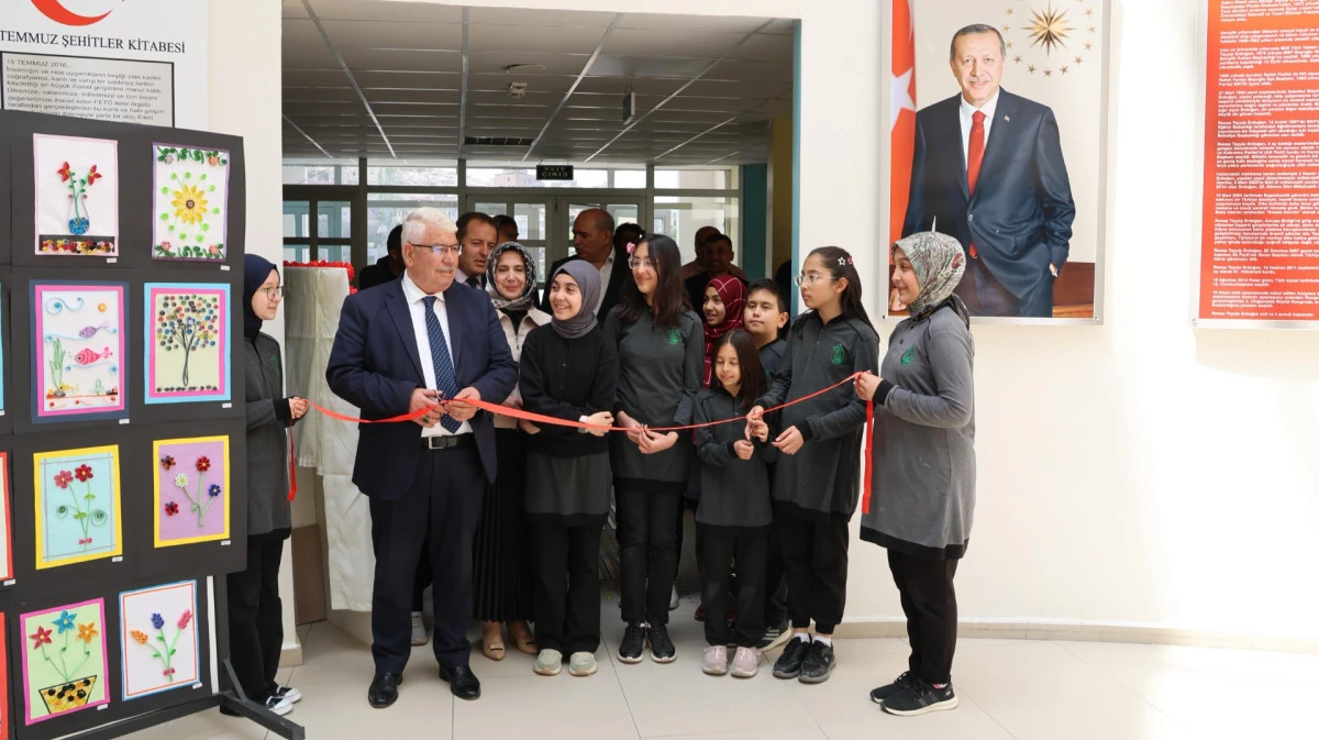 Resim Sergisi Açıldı