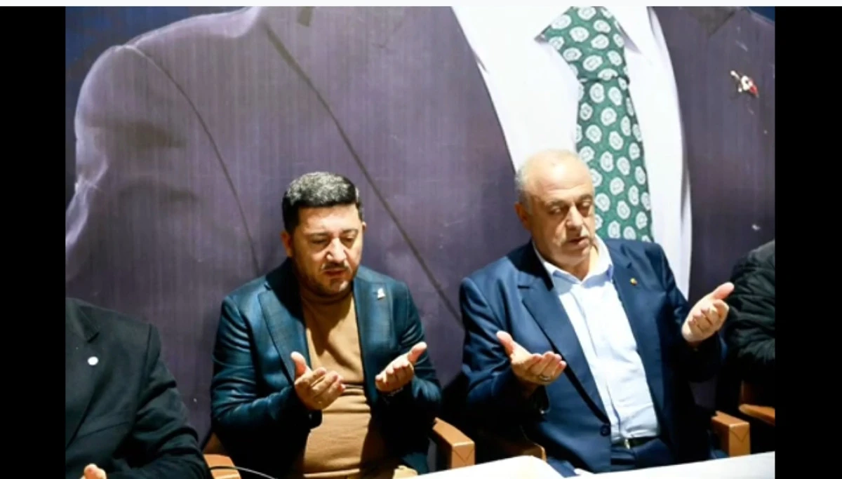 TOKİ 1. Etap&rsquo;ta G&ouml;n&uuml;l Sofrası: &Ouml;bekli ve Arı Vatandaşlarla İftarda Buluştu