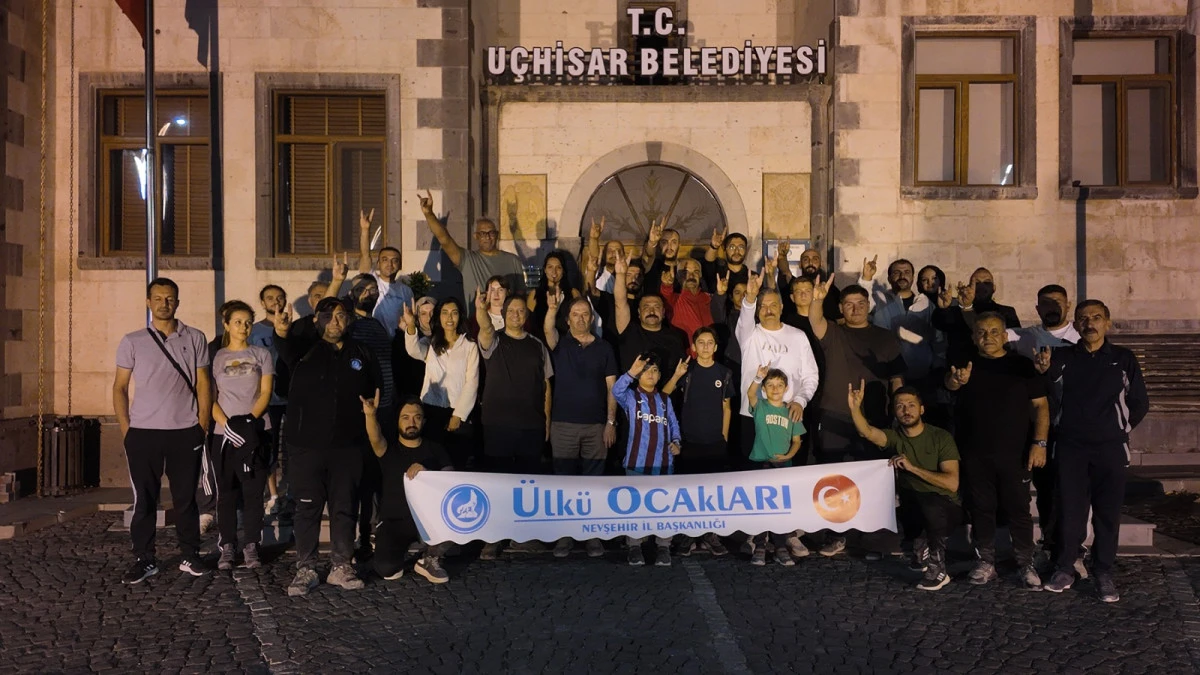 &Uuml;lk&uuml; Ocakları Kapadokya&rsquo;dan gece y&uuml;r&uuml;y&uuml;ş&uuml; yaptı