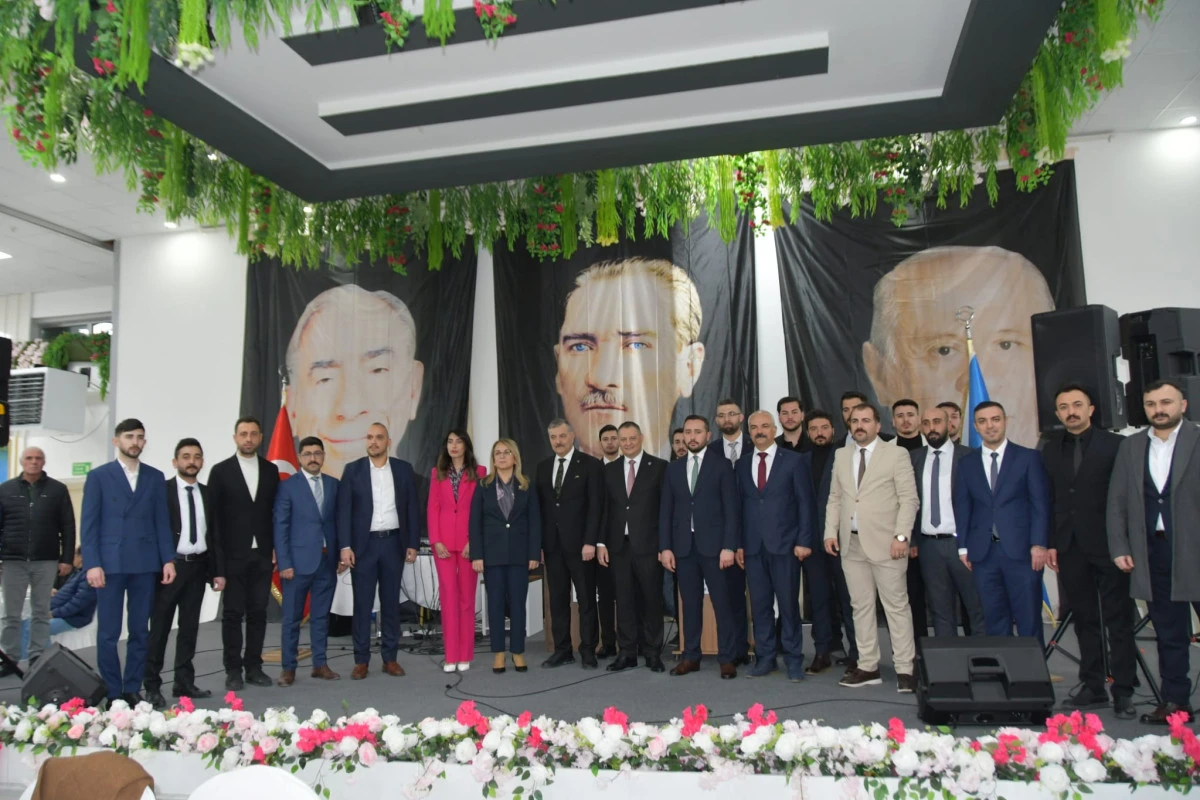 &Uuml;lk&uuml; Ocakları Nevşehir&rsquo;de "G&ouml;n&uuml;l Birliği" Sofrası Kurdu: Teşkilattan Dev G&ouml;vde G&ouml;sterisi