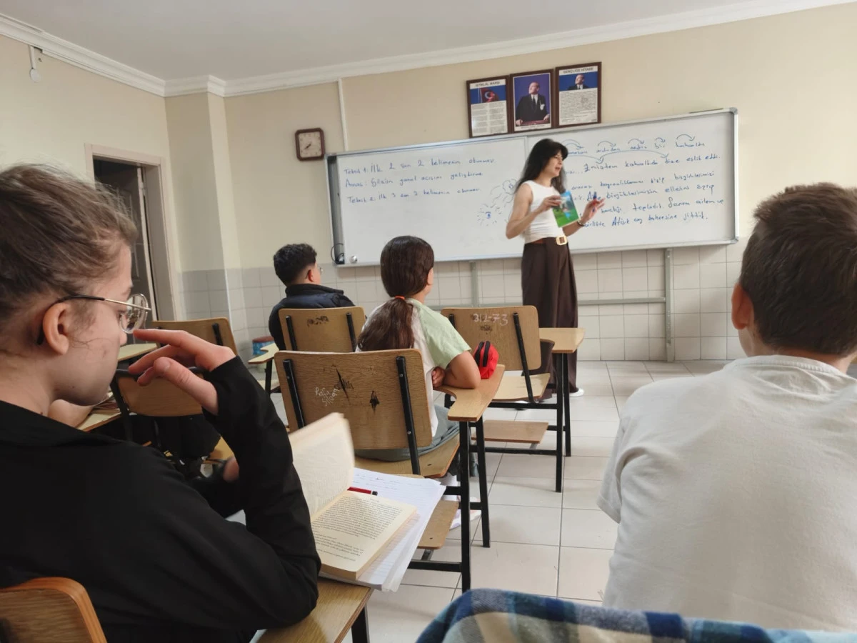 &Uuml;lk&uuml; Ocakları ve Halk Eğitim Merkezi&rsquo;nden &ouml;ğrencilere hızlı okuma desteği