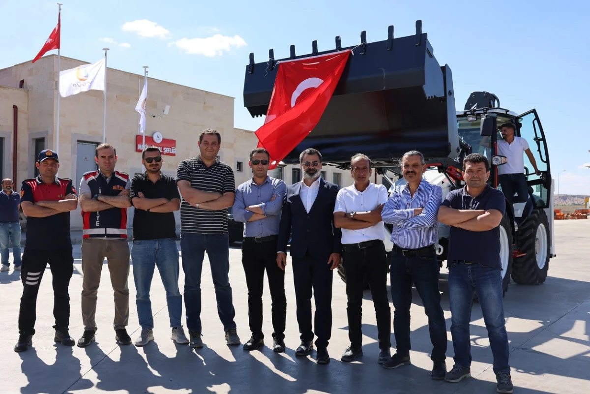 Ürgüp Belediyesi Kendi İmkânlarıyla Yeni İş Makinesi Aldı