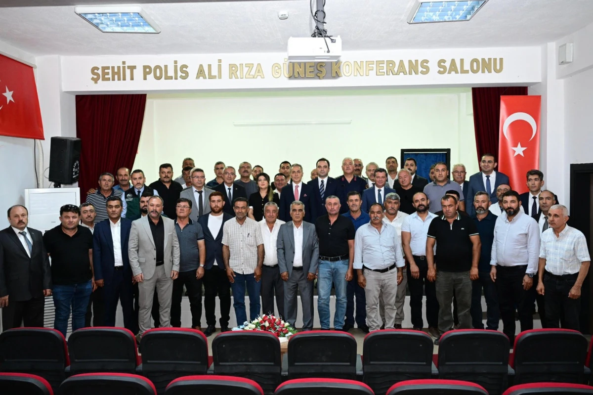 Vali K&ouml;k, G&uuml;lşehir&rsquo;de Muhtarlarla Bir Araya Geldi